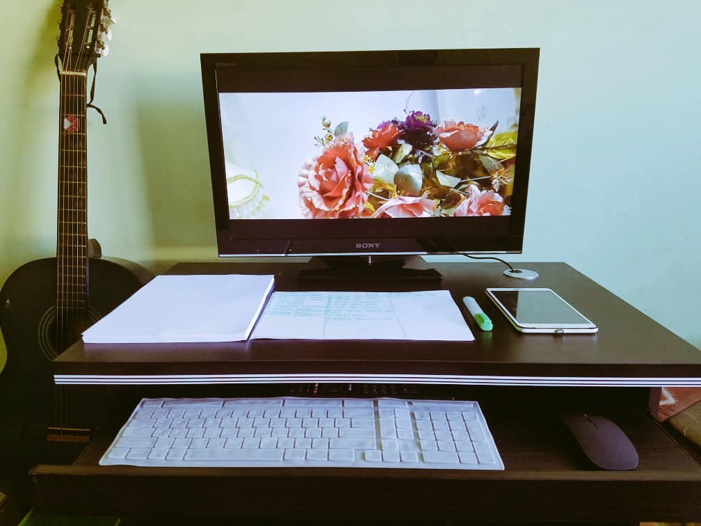 mills_akyeampon's tweet photo. New Set Up For Graphics #GodOfGraphics @Kojo_Vardon
#graphicdesignperth #graphicdesignblog #graphicdesigneducation #graphicdesignerGH #graphicdesignerquote #graphicdesigninspiration #graphicdesigncommunity #graphicdesignuiillustration https://t.co/bbTEWPaLVX