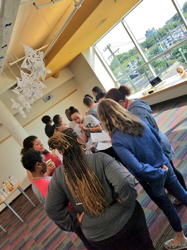 markmurray435's tweet photo. Last Crew mtg of the school year: sharing 30 awesome things to do in Detroit this summer!
#WeAreCrew 
#Ready4summer
@ELeducation https://t.co/AGGAiQN5BQ
