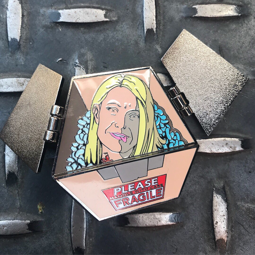 Goop Morning! Se7en inspired hinged box pin with our favorite goopalicious victims head inside :( Aw. Get yours now at radhoney.com #Se7en #pingame #goop