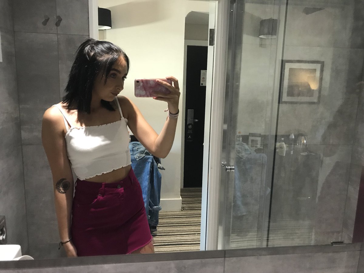 If u see us come say hey. We’re ready for u <a href="/ddlovato/">Demi Lovato</a>