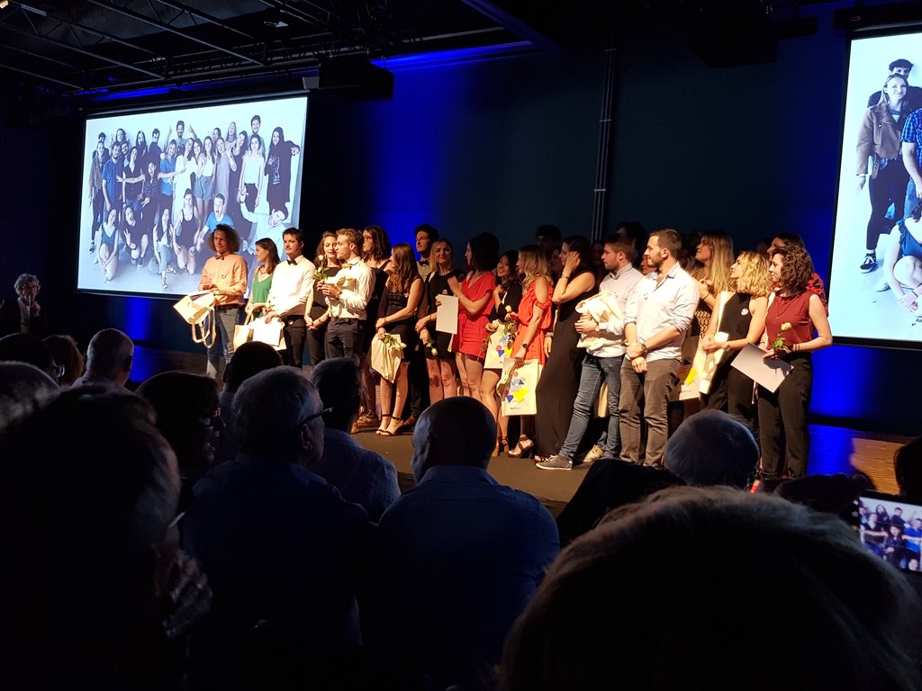 M2UX_ECVNantes's tweet photo. Belle cérémonie de remise de diplôme maintenant passée, encore tous ensemble jusqu’à demain pour terminer ces 2 années de Master ! 🎓✨ #MUX2 https://t.co/cV39l2xHLQ