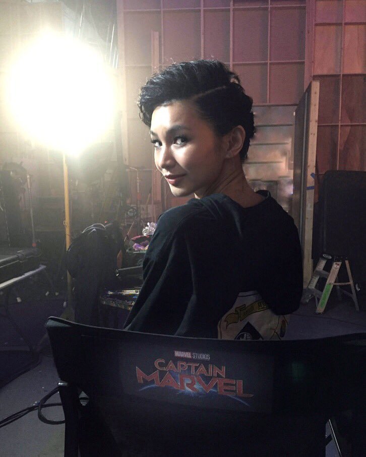 CinemarkChile's tweet photo. Con esta fotito, @gemma_chan1 le dice chaito a las grabaciones de #CaptainMarvel ❤️ ¿Su personaje? #DoctorMinerva 🔥 https://t.co/Fm14iev1tP
