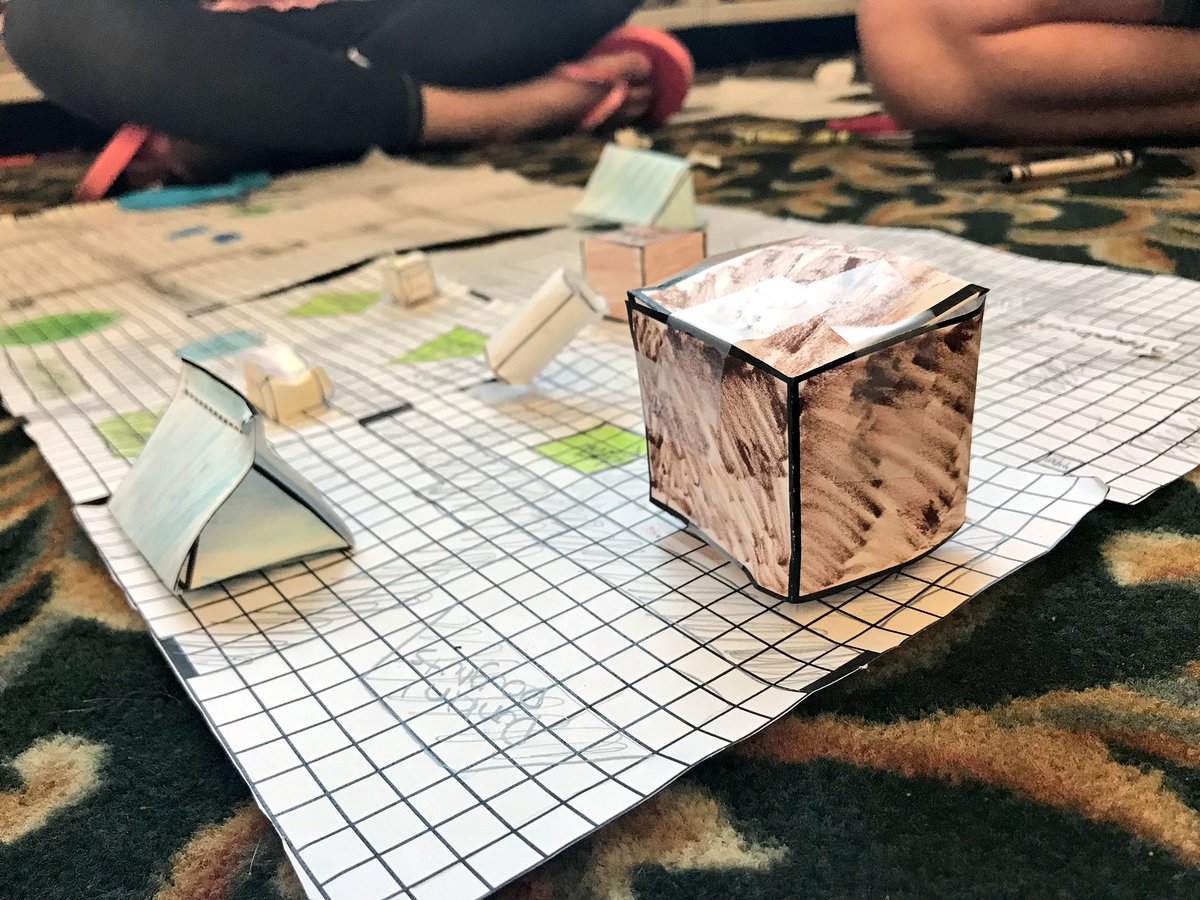 Miss_Keougah's tweet image. Wrapping up our #Geometricity projects today! #MathProjects #HandsOn