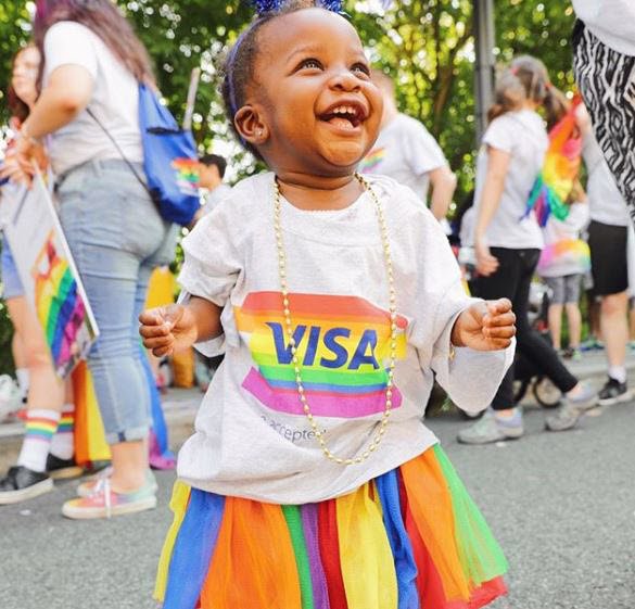 VisaNews's tweet photo. Even the youngest generations of our Visa team showed their #VisaPride while marching with their parents, friends and family. At #Visa, everyone is accepted here.  https://t.co/whv5cL0wvj #LifeAtVisa #Pride2018 #pride https://t.co/nC1vGuFLlL
