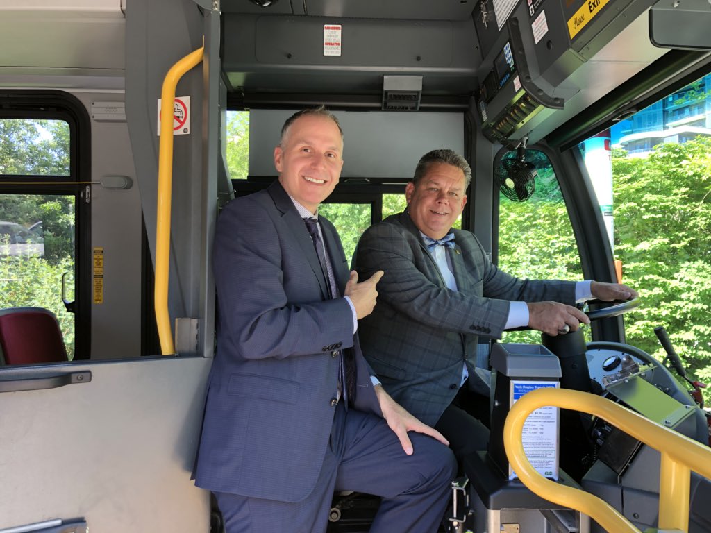 Beautiful morning to join Councillor <a href="/Mark_Grimes/">Mark Grimes</a> &amp; Mayor <a href="/JohnTory/">John Tory</a> in South Etobicoke to announce the new 176 Mimico GO bus. This new #TTC bus will connect residents to the Mimico GO Station and provide more mobility options to an area currently underserved by transit.