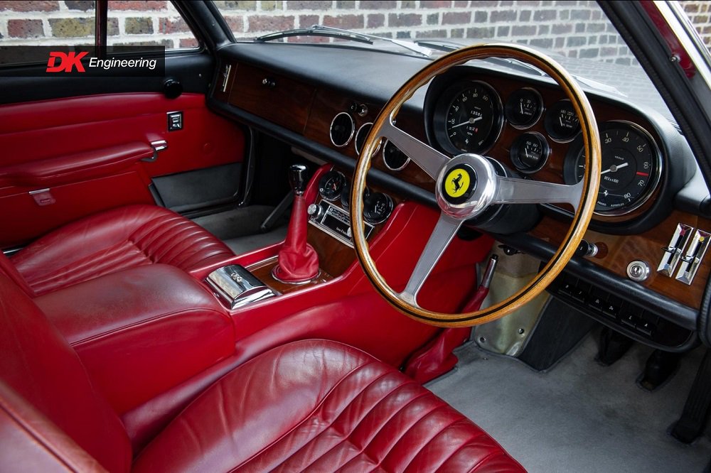 torquespeak's tweet photo. Currently on the market: two Ferraris formerly owned by Labour peer Eric Miller. He always ordered from the factory in silver with bright red leather. 
500 Superfast at DK https://t.co/T0kPuzvgpw
365 GTB4 Daytona at Bonhams https://t.co/9uMqovH67j https://t.co/3Ade2VeqoL