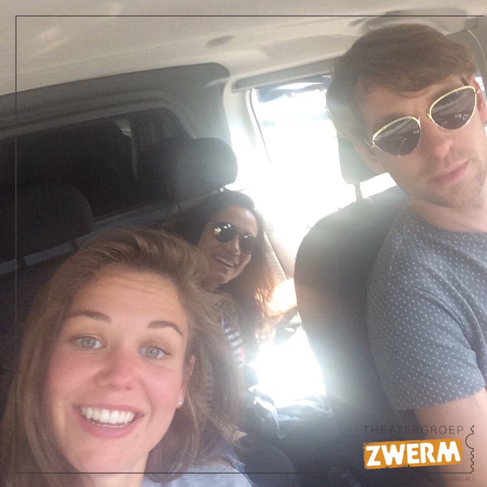 Wat een dag! #TgZwerm speelde 1x #iSocial in #Hardenberg #vetver #leukeleerlingen daarna nog #mcdonalds #heftig #cultuureducatie #morgenweer #sexyzonnebril joost