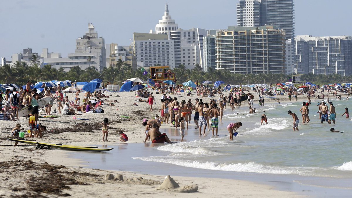 If you're headed to a Florida beach this summer, be aware of sea lice. bit.ly/2K92tbt?utm_so… https://t.co/FCL5rUENYi