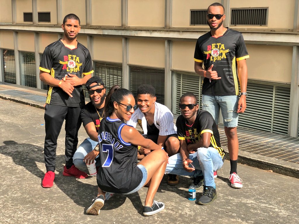 just1vette's tweet image. Shout out to #MorganState #BetaAlphaChapter being in the perfect position for me to Photobomb them AND allowing me to come back to get the pic 🤣