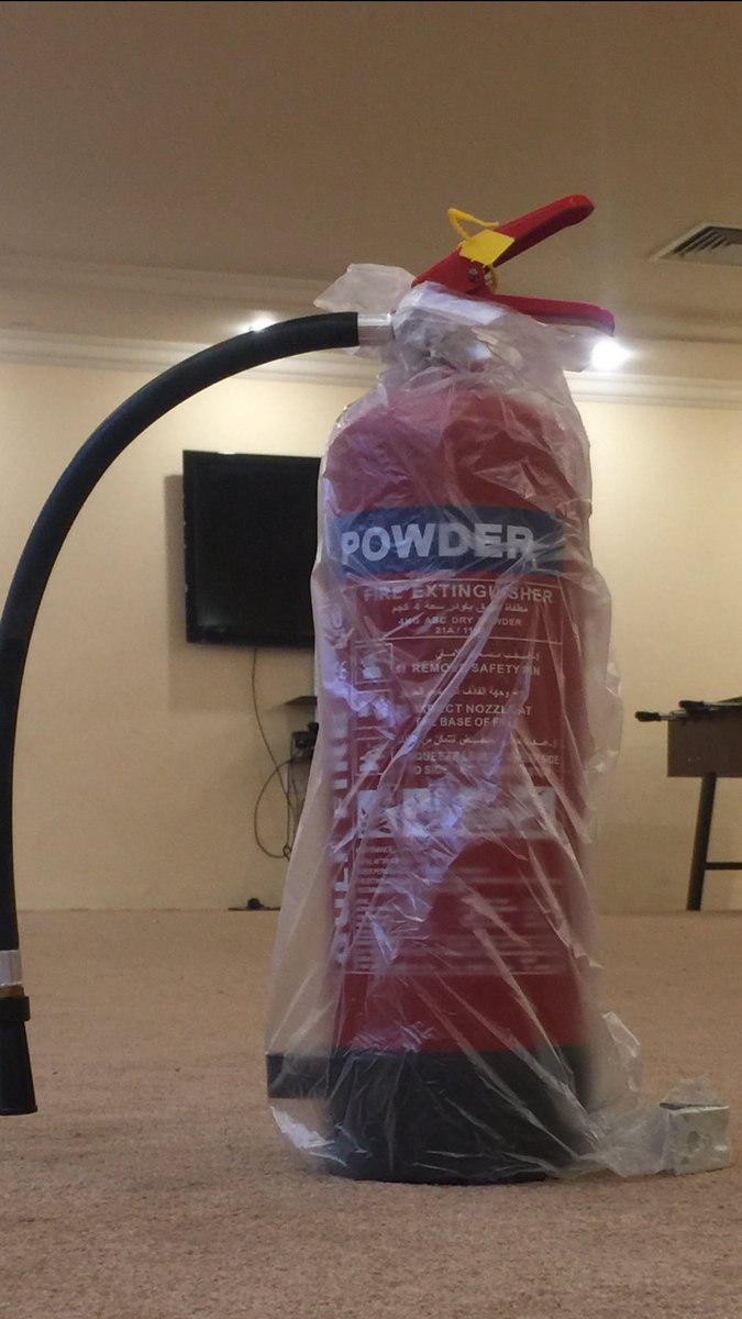 لو كل سياره وكل بيت تجود فيه مطفاة حريق كم نبي نساعد بقله الحوادث و الخساير البشريه والماديه وراح نقلل من خروج مراكز الاطفاء
#عبودكا