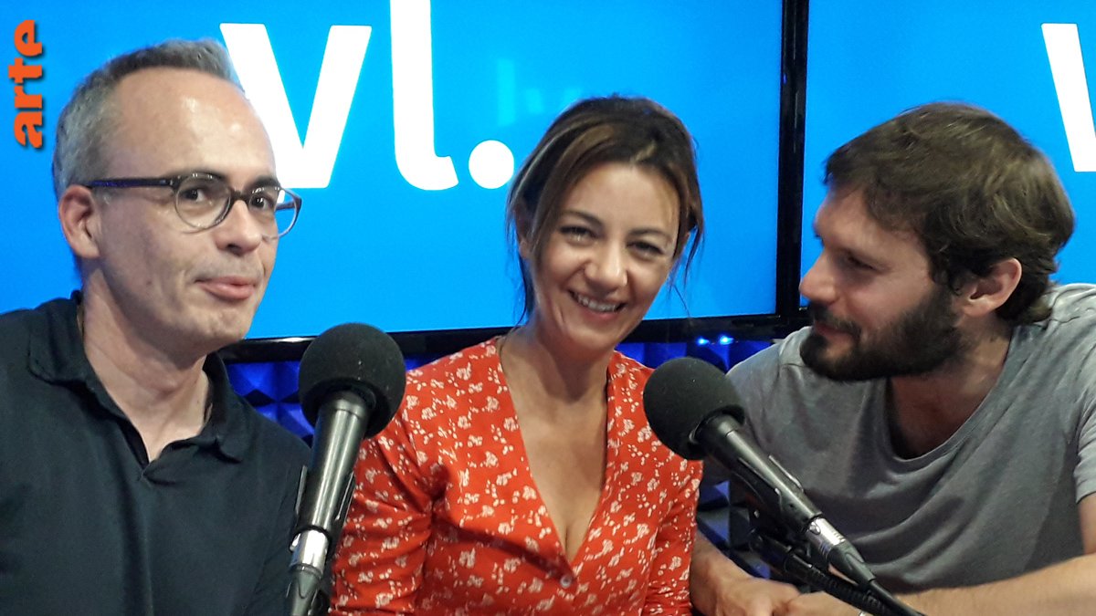ARTEpro's tweet photo. 🎙 A 18h sur Radio VL, honneur à la #série #AuServiceDeLaFrance saison 2 #ASDLF, avec Jean-François Halin, son créateur, et les comédiens @Hug0Becker, et Marie-Julie Baup.

📺 Sur @ARTEfr chaque jeudi du 5 > 26.07 
💿 En VOD/DVD 
🔄 En replay https://t.co/bCHgSvU49w https://t.co/DM2WktH2FO