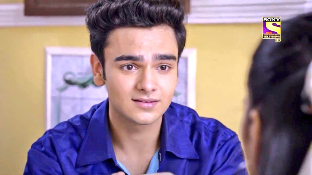 TellywoodYUDKBH's tweet photo. 😍😍😍😍😘💕💕💕💕💕
.
.
#YUDKBH #YehUnDinonKiBaatHai #yehundinokibaathai #randeeprai #raghavdhir #sanjaychoudhary #samundit https://t.co/qEmdPdfm5v