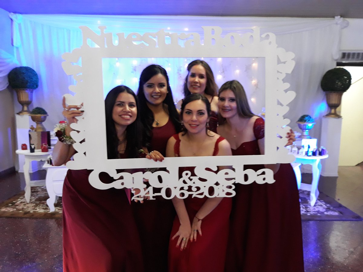 Won_Chu_Antunez's tweet photo. Noche mágica, compartiendo con ella😍 #BodaCyS #Wedding https://t.co/Qsos2tueTR