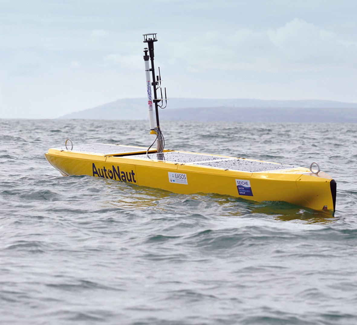 AutoNautUSV's tweet photo. Thrilled to announce our Official Partnership with @TheOceanCleanup 

AutoNaut will accompany the revolutionary system to fight back against #marinelitter 

@SeicheLtd and our #USV will provide environmental monitoring out in the Pacific Ocean this summer: https://t.co/OH9yW0bZo0 https://t.co/8pTuuBtduj