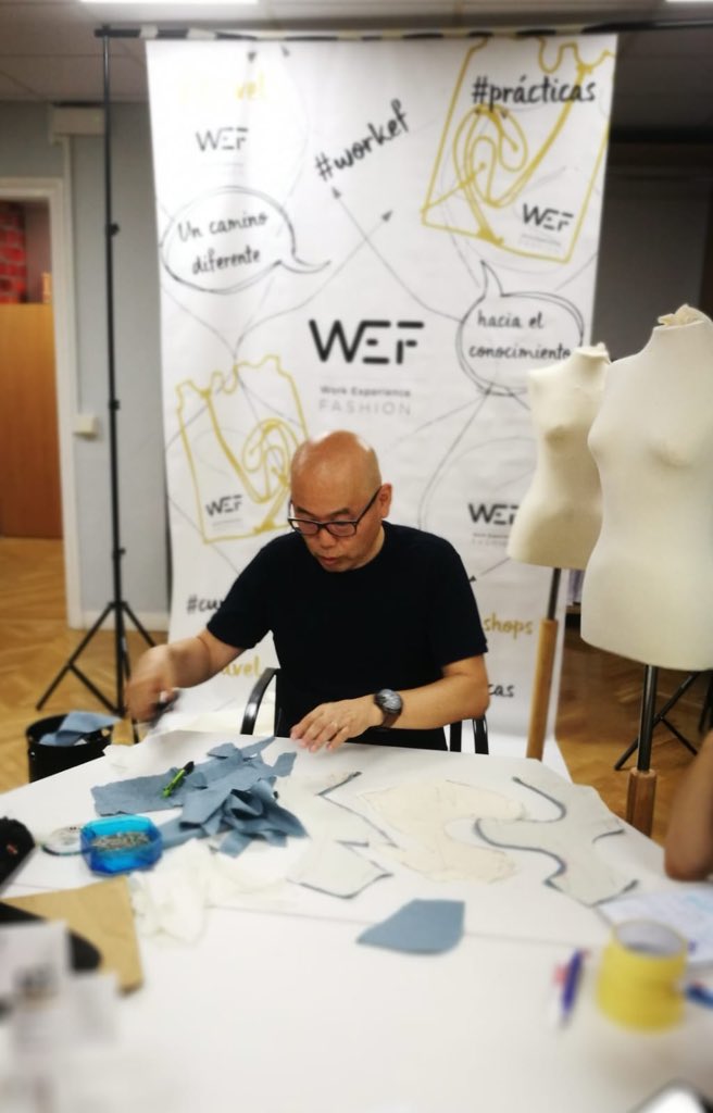 WEF_Spain's tweet photo. Para los que quieren adelantarse a las tendencias + técnicas de moda en Madrid.
Ayer hicimos especial volumen hoy especial #trcutting y mañana #origami con Shingo Sato #FelizLunes
Más información en info@workef.com https://t.co/ZOE9lZMswC