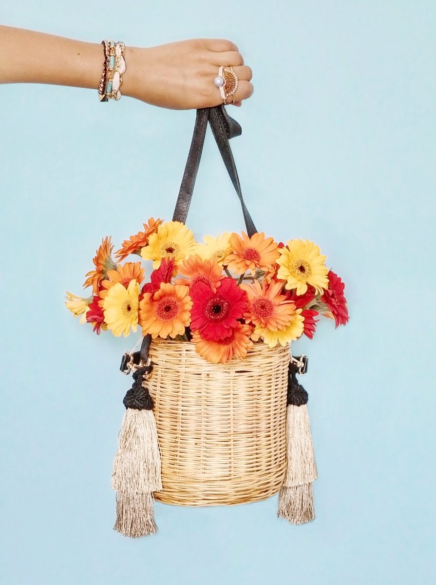 Nocturne_Studio's tweet photo. The new season is here and it's looking bloomin' marvellous.

Shop Now >> https://t.co/9noZxjpdbs https://t.co/d8bwIst38O