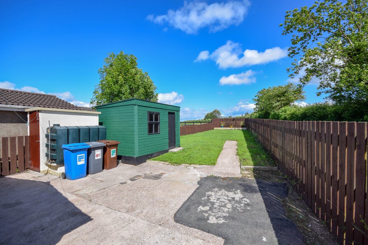 Onlineagentni's tweet photo. 3 Bed Semi Under £100k... https://t.co/OO1cuchFvp https://t.co/KOnz7mwBGr