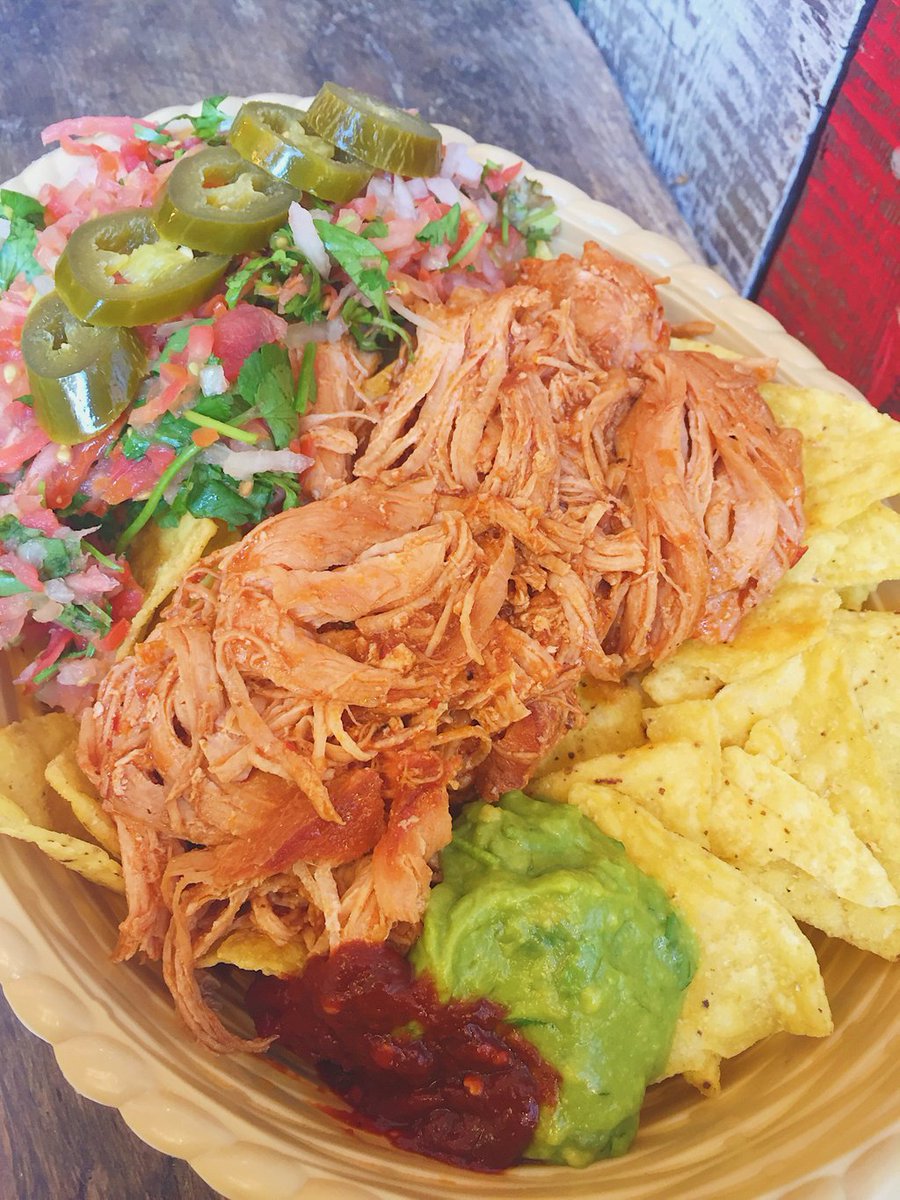 CasaMexicaEats's tweet photo. TREAT YO SELF!
Two words Amigos: Spicy Chicken...
Yes, we know your mouth is watering right now ๐คฉ๐๐คค
#ChickenTinga #SpicyFood #BestMexicanInTown #GoLocoPanchos https://t.co/OBttNX3iRj