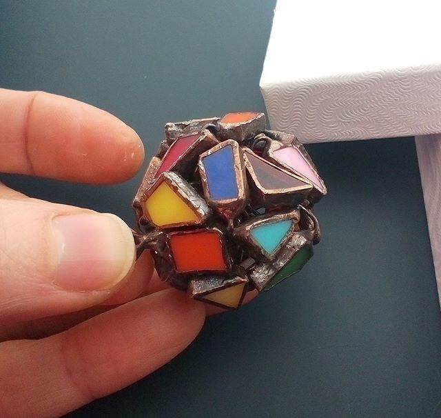 This very impressive, unique pendant is made of tiny stained glass pieces. Every piece of glass is fixed to copper wires from which i form sphere.Tangled wires are visible from inside of sphere and each rotation of this ball show unique face of coloured… ift.tt/2KnAh0E