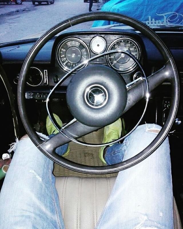 BY1358's tweet photo. Hayat yaşlanınca güzel 😎 #nostarji #mercedes https://t.co/cRPxxL6hZM
