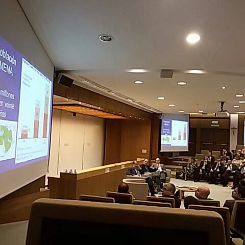 PeymanNikoo's tweet photo. Celebrando el 25 aniversario del CIF de #iese  @iesebschool Business School Madrid
Finanzas en la Nueva Sociedad! Ética en las Finanzas y
la revolución del Sector Financiero. #Fintech
@SotaventoConsul @fmorenocuevas https://t.co/Tgv48xbn5e