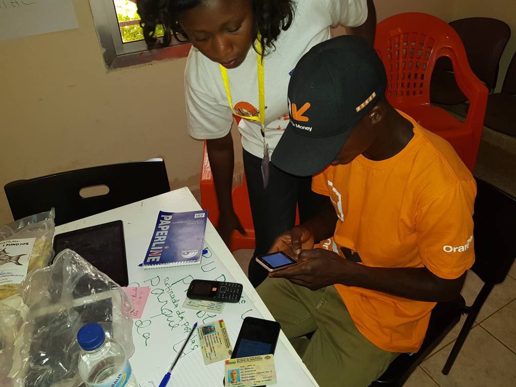 seydi_sarr's tweet photo. Orange Bissau soutient le leadership et l'entreprenariat des femmes dans le domaine agricole via l'incubateur @LabInnova et #BandimOnline, lauréat du #POESAM local en 2018. Tournée au nord, à l'est et au sud avec initiation au #digital et à #OrangeMoney. https://t.co/U4oGpw7aMi