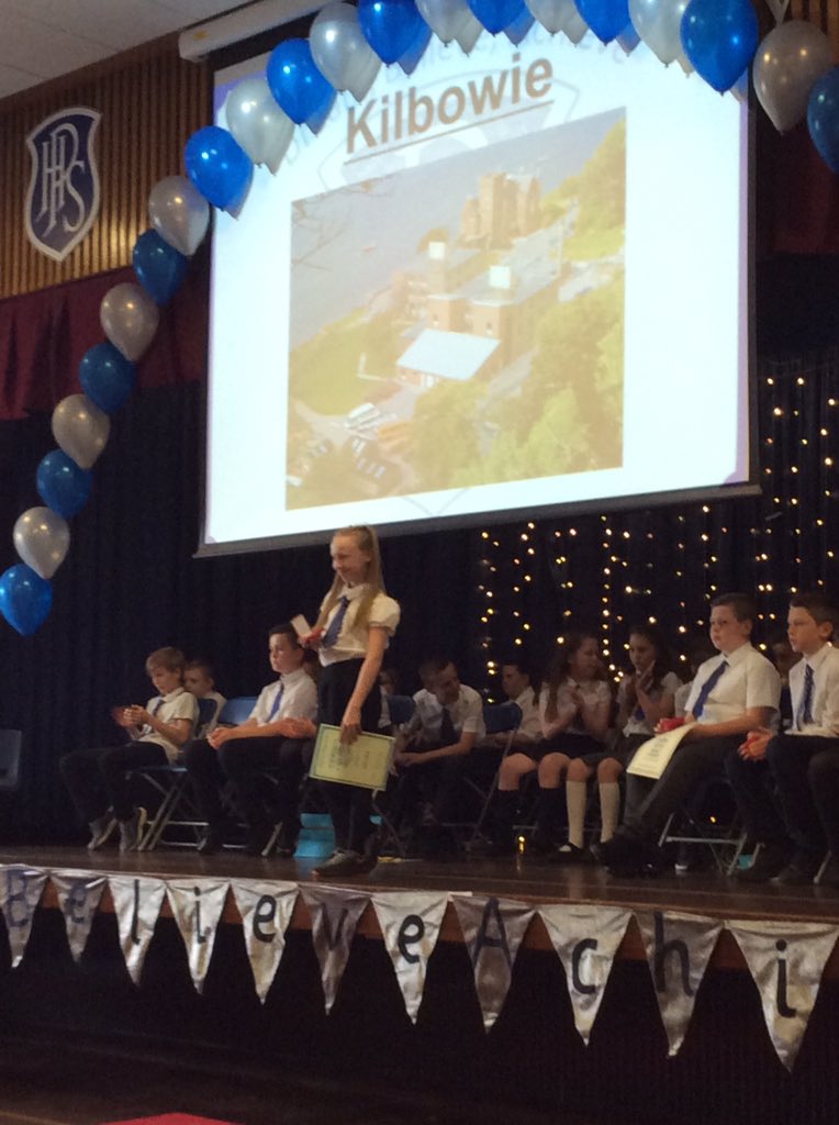 HolytownPS's tweet image. Kilbowie award #room11