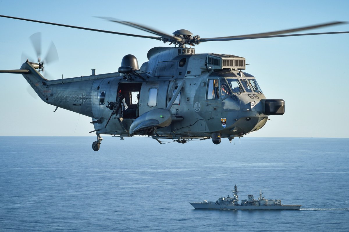 Here is #8 of our #BALTOPS 2018 #Top10 photos! Favorite this tweet to add your vote on this photo. A #German Mk41 Sea King from replenishment ship FGS Frankfurt A.M. conducts a joint personnel recovery exercise.  🇺🇸🇩🇪 <a href="/GermanyNATO/">Germany at NATO</a> <a href="/NATO/">NATO</a>
#WeAreNATO #ReadyForces #PowerForPeace