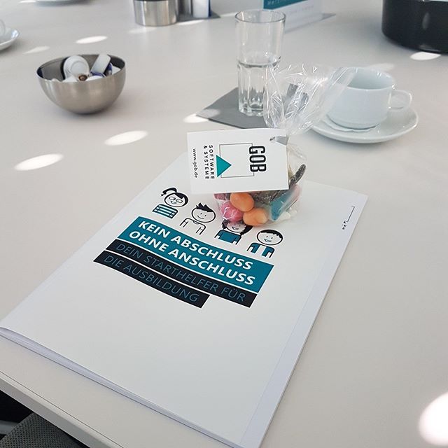 GOB_de's tweet photo. Am 27. Juni begrüßen wir IT-interessierte Schüler und Schülerinnen der 8. Klasse und lassen sie unter anderem am Berufsalltag eines Fachinformatikers teilhaben. #keinabschlussohneanschluss #ITNachwuchs #mint https://t.co/AbLQ1N6geL