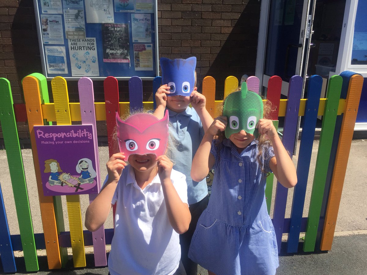 #NSSW <a href="/YouthSportTrust/">Youth Sport Trust</a> @PJMasksUK are involved in today’s lunchtime activities. #PJMASKS