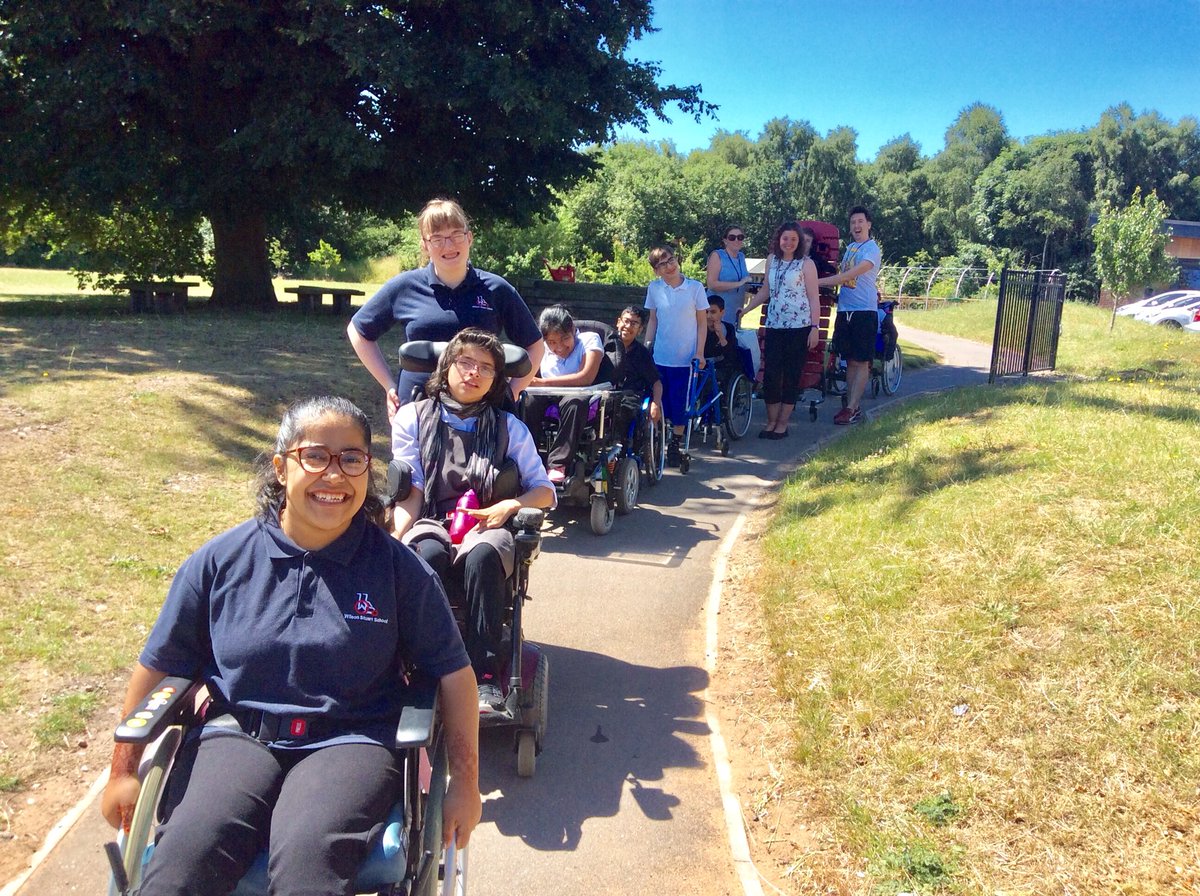 wilsonstfeed's tweet photo. #ws4.3 have completed their first Daily mile today!  It was very hard, but students showed great resilience.  well done! #wsscience @_thedailymile 🏃🏻‍♀️🏃🏻‍♂️ https://t.co/S58iaBXMTu