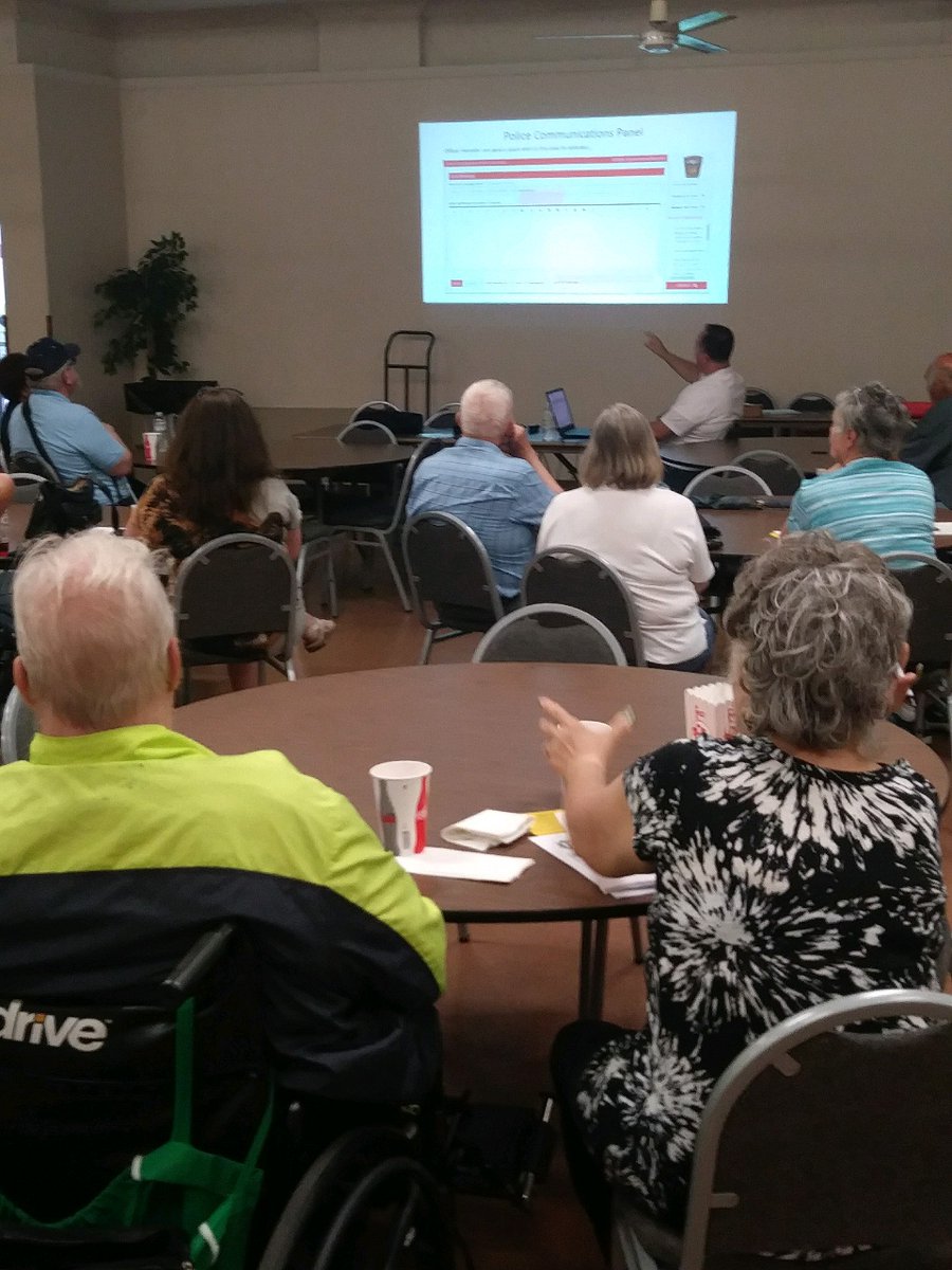 Alertizen's tweet image. Alertizen presented to the Toledo Block Watch Leaders the new app to be released and the Police Communications Dashboard that TPD utilizes to send direct messages to the citizens.