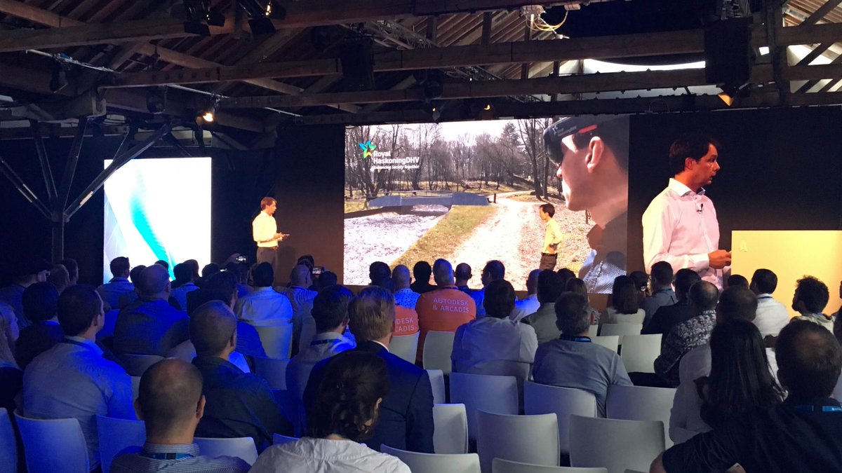 HJvanRee's tweet photo. That’s me on the main stage at #AULondon 2018 with our presentation ‘Interactive Design with Augmented Reality’ to include five HoloLens Showcases. #AR #BIM #digital #engineering @RHDHV https://t.co/ipKZPLbTok https://t.co/ddaVEM64TO
