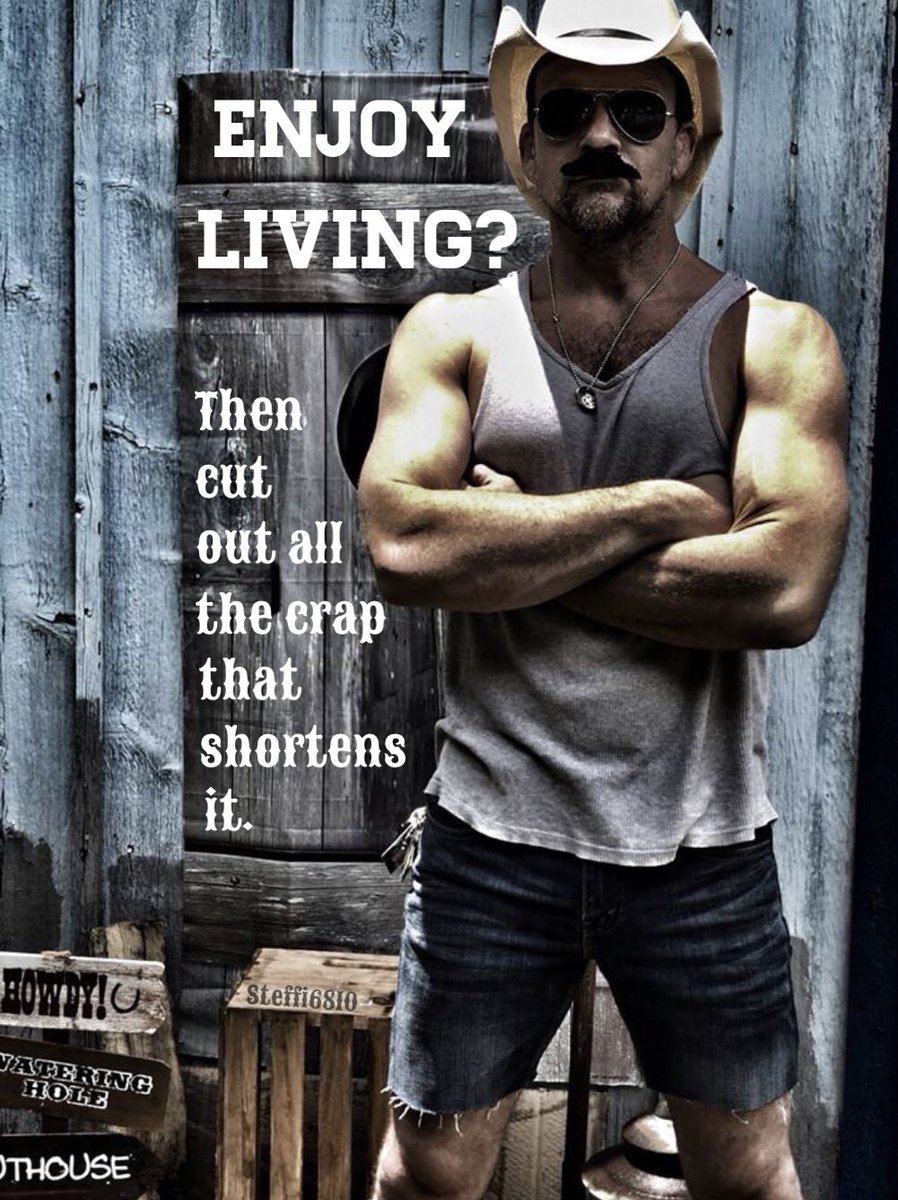 “Cut out all the crap that shortens your living.” 🎯 
#MondayMotivation with @seanflanery ✌🏻💪🏻
#SeanPatrickFlanery #FlaneryWisdom #inspiration #inspirationalquotes #motivation #ANewWeek 
instagram.com/p/BkcfkqqAlhy/