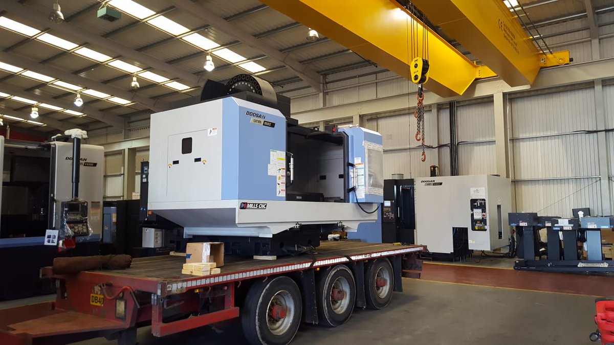MillsCNC's tweet photo. Well we have been busy haven't we! Lots of machines being delivered to our customers all across the UK and Ireland. Hope you're all having a great Monday and hope you all have a fantastic week! #Doosan #MillsCNC #LikeNoOnElse https://t.co/oF2Ohkx6hb