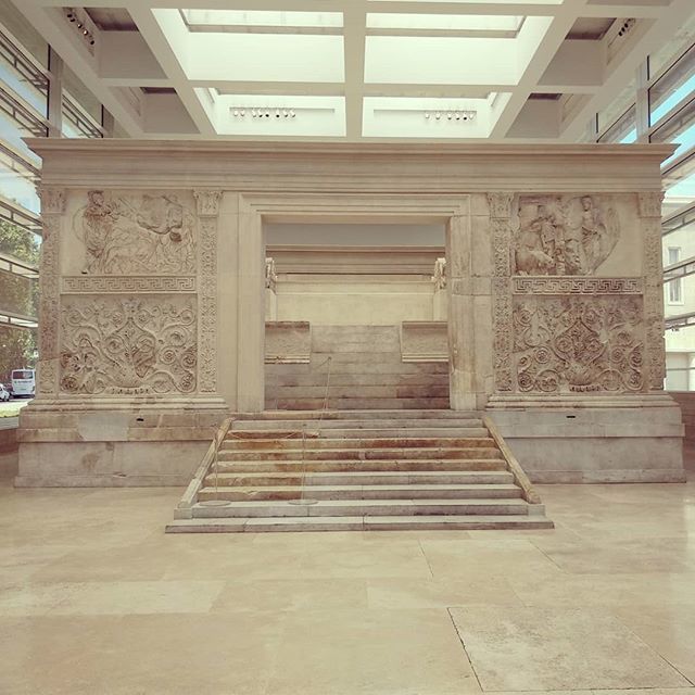 Nick_Bruni's tweet photo. Ara Pacis Augustae #rome #architecture #art #arapacis https://t.co/gzlC9h2uAD https://t.co/LUdqjLEo3e