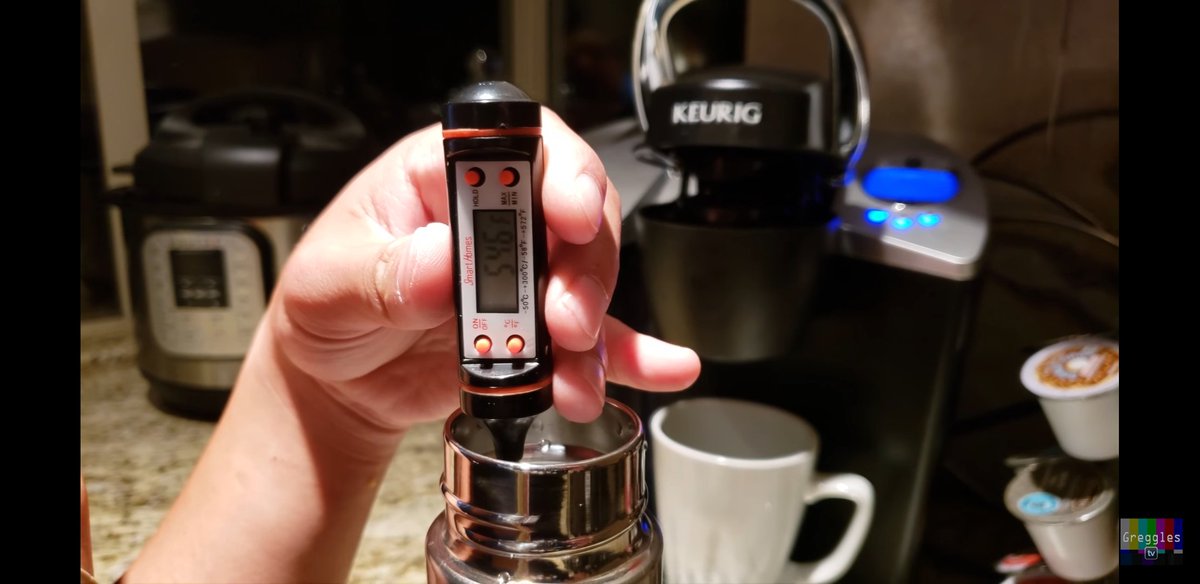 GregglesTV's tweet photo. Have a great Monday, everyone. 

The @landnics Stainless Steel water bottle keeps drinks hot for 12 hours and cold for 24 hours 

#GregglesArmyStrong 
✌️ 
https://t.co/8qpTi4YisK https://t.co/c4vcVDZpZq