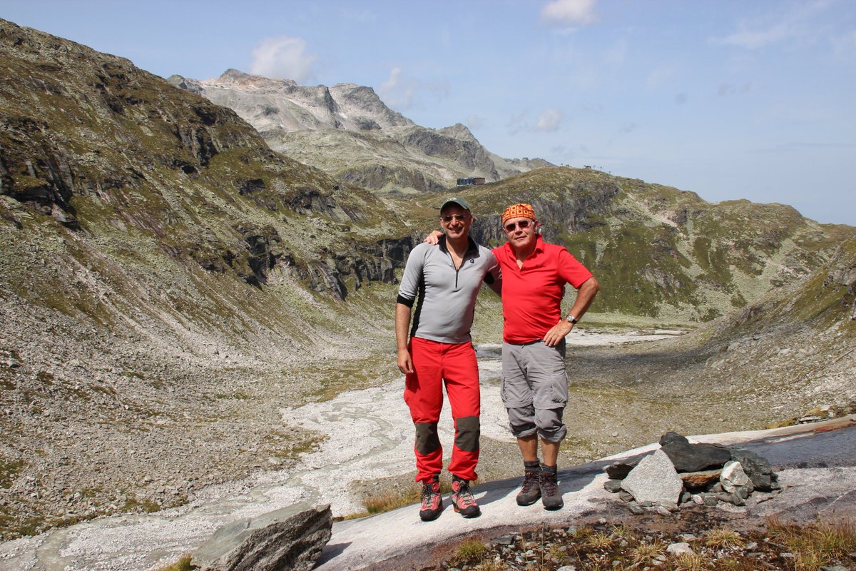 BernieZ_GIS's tweet photo. Proud to work with Heinz #Slupetzky for so many years ;-)
https://t.co/h0AV9CCcyS
#glacier monitoring @NP_Austria #ClimateChange @Z_GIS1 @UniSalzburg #NPHT @oeav https://t.co/tMaCbrfXkp