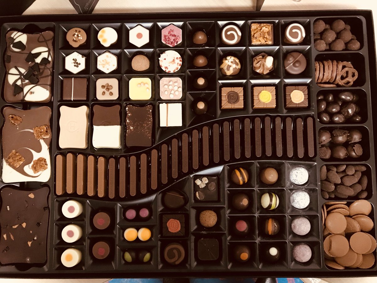 paulpichamuthu's tweet photo. Thank you @Interstate_eur for these awesome chocolates #ThankYou #InterstateAppreciates #IHGCelebrateService #gratitute #teamworkmakesthedreamwork #surpriseanddelight #appreciation @HIReadingSouth @Spirit_Reading https://t.co/1ofpIk9CCQ