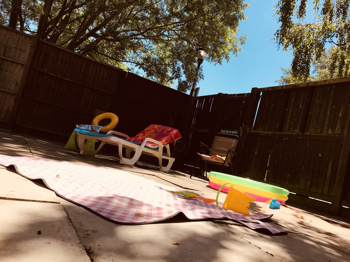 paulpichamuthu's tweet photo. #ihgcelebrateserviceweek Day1- let’s go to the seaside @HIReadingSouth #fishnchips #rockcandy #icecream #funinthesun Thank you team for all your efforts #welldone #InterstateAppreciates #IHGCelebrateService #bucketandspade #summer 🌞🏖 https://t.co/VTJEowpmfF
