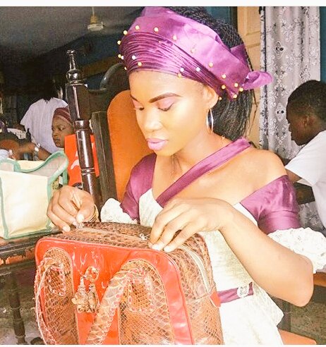 Call/WhatsApp me 4 ur makeup and gele 08104164952