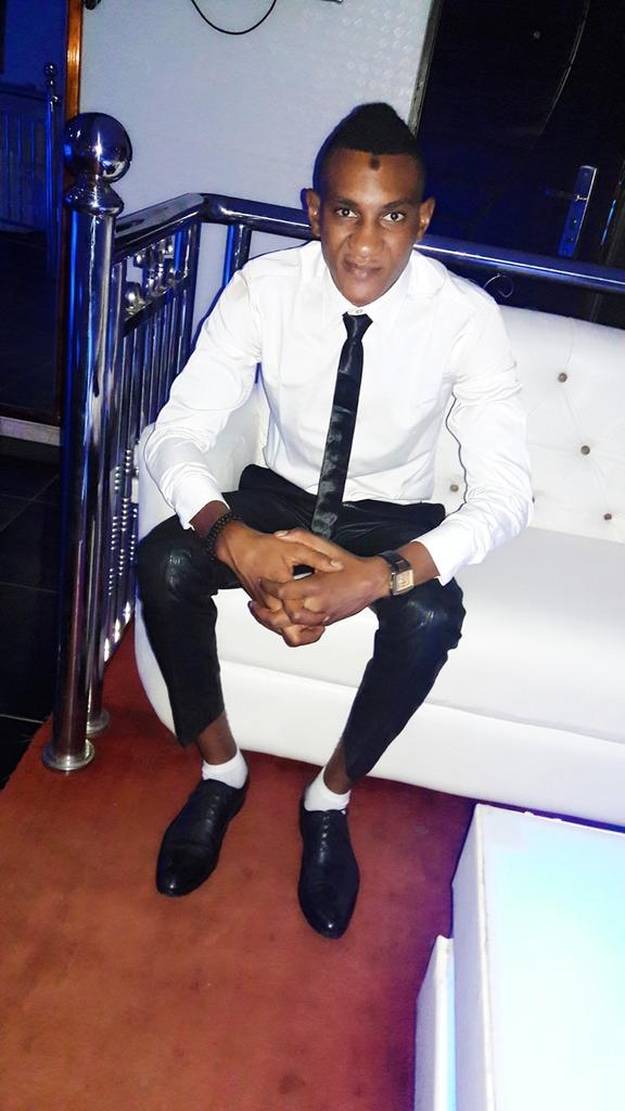 ascamara9's tweet image. SPECTER  (suits)