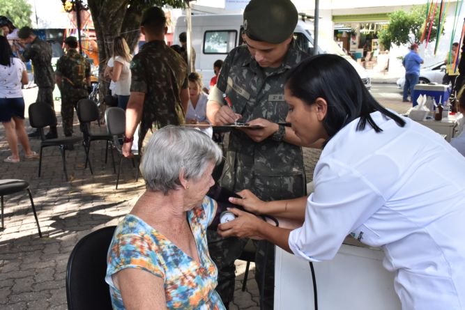 cmse_exercito's tweet photo. 11ª Brigada de Infantaria Leve promove Ação Cívico-Social em Indaiatuba: https://t.co/mSNRk1XS3r #2DE #BraçoForteDoCMSE #11BdaInfL #exposição #Bandeirantes #TudoPeloBrasil #SeuExércitoNuncaPara https://t.co/QULNp1gLxI
