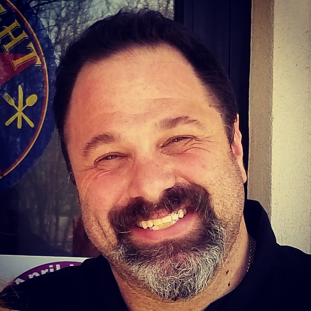 Moonlightmk850's tweet photo. Wishing our very own Chef Neal a very HAPPY BIRTHDAY today!
#birthdaychef #birthdayboy🎉 #MLC #relaxedfoodjoint #realfoodforrealpeople #somethingforeveryone #moonlightcafeandcaterers #moonlighttonight #Brewster #cafe #putnam #winner #instagood #positiveenergy #instabirthday https://t.co/syVwPaGHVv