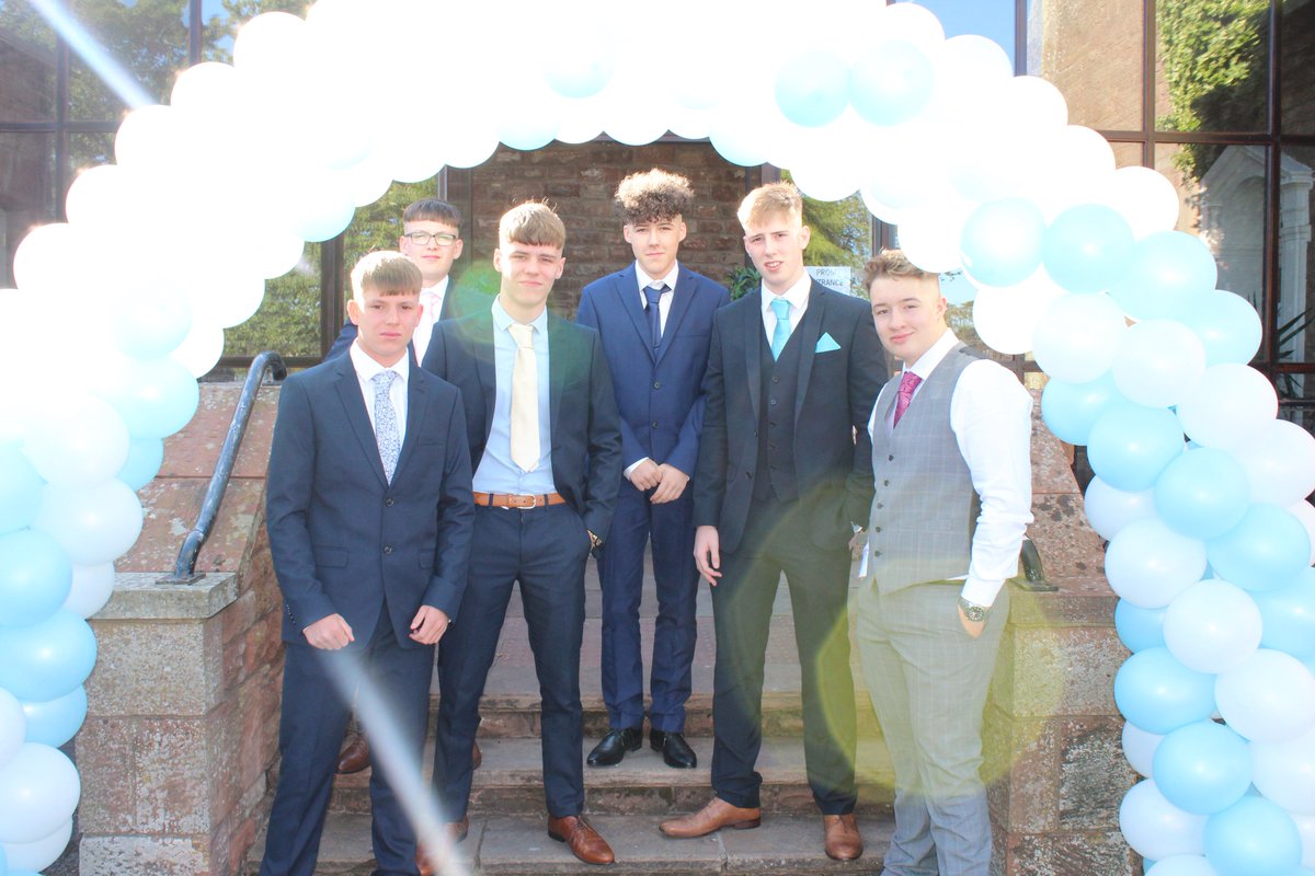 Y11 Leavers prom 2018 <a href="/GreenhillHotel/">The Greenhill Hotel</a>