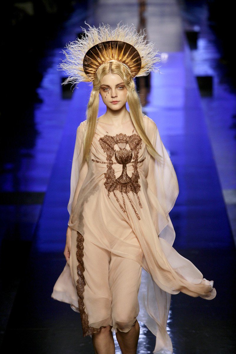 Fashion 2007. селена гомес в 2000х. 2007 год мода одежда. мода 2007. мода 2007 года в россии.