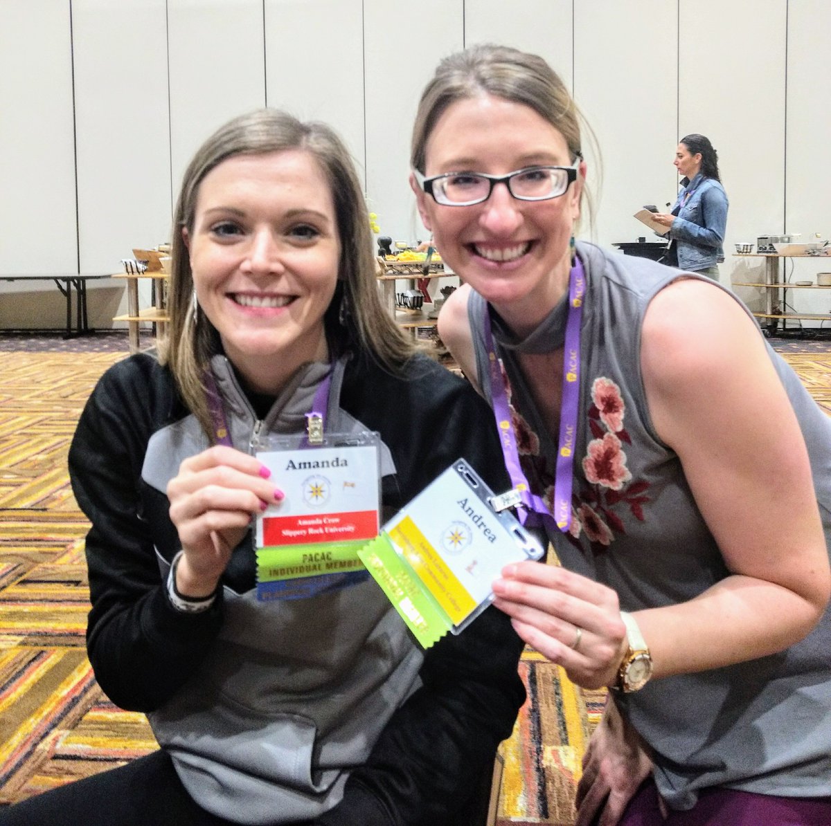 AndreaLazarus's tweet photo. Found my #meerkat buddy! #PACACmatch #PACAC2018 https://t.co/5dViP6oYAu