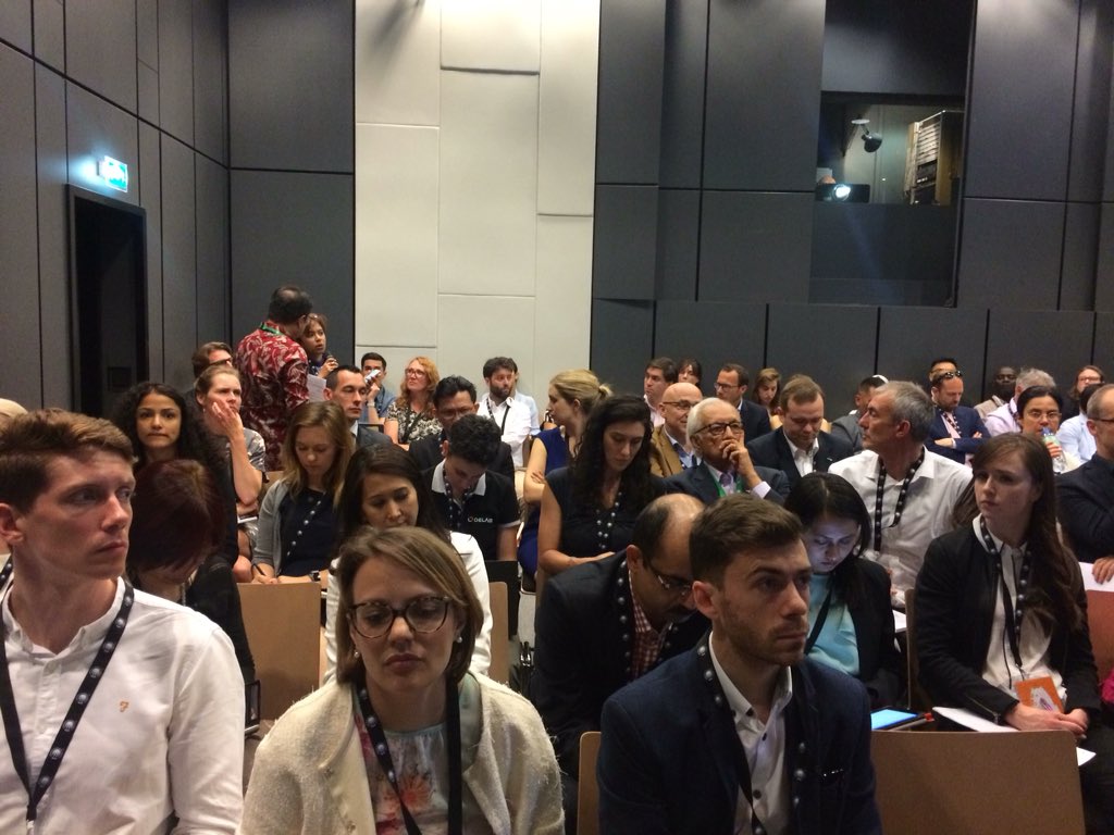 RSPOtweets's tweet photo. Participants share insights on the role of unions in regards to real issues on the ground in #palm oil plantations. #EURT2018 #labourights https://t.co/Lp1paD5im4