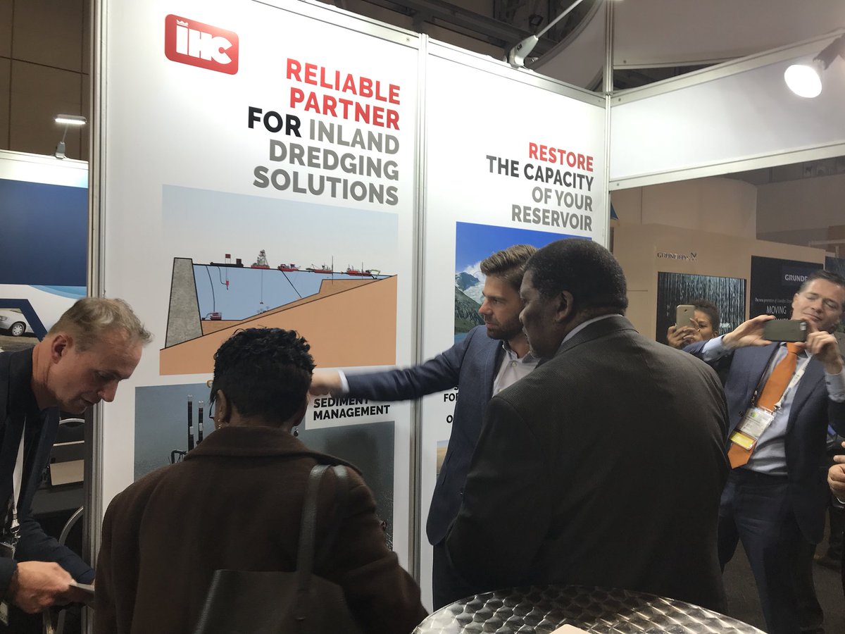 stephanie0689's tweet image. Great first day in Cape Town for #NLatWISA 
Let&apos;s #cocreateSA. @henkovink @NLinSouthAfrica @royalihc @VPdeltaNL @Beterbad @HydroNETGlobal @InovaEsa @PUM_nl @nwpnederland @RVO_Int_Ond @mtdwater @rollepaal @hydraloop @MobileWaterMgmt @andreloozekoot @MaaikeFeltmann