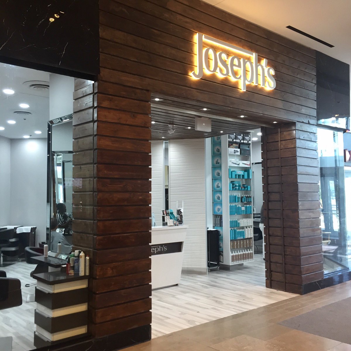 Erinmillstowncentre On Twitter Joseph S Coiffures Beautifully Renovated Salon Is Now Open Upper Level Near Tim Hortons Hairsalon Beauty Mississauga Hairstylist Joseph Ghantous Https T Co Fseush4swb